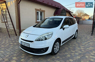 Минивэн Renault Grand Scenic 2012 в Новоселице