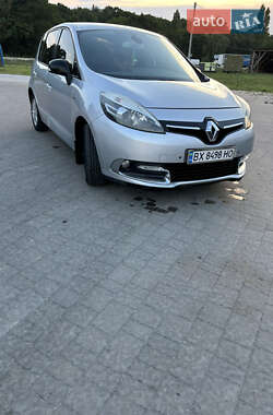 Минивэн Renault Grand Scenic 2012 в 