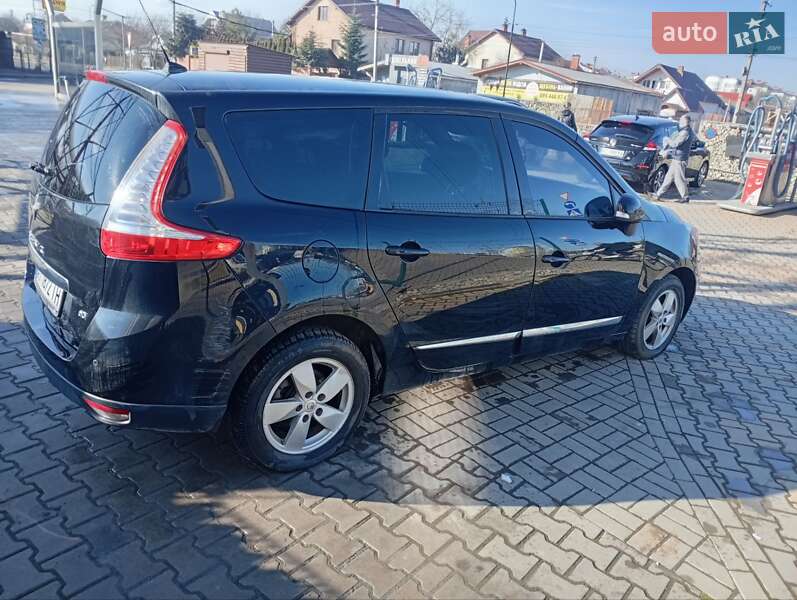 Минивэн Renault Grand Scenic 2012 в Ивано-Франковске