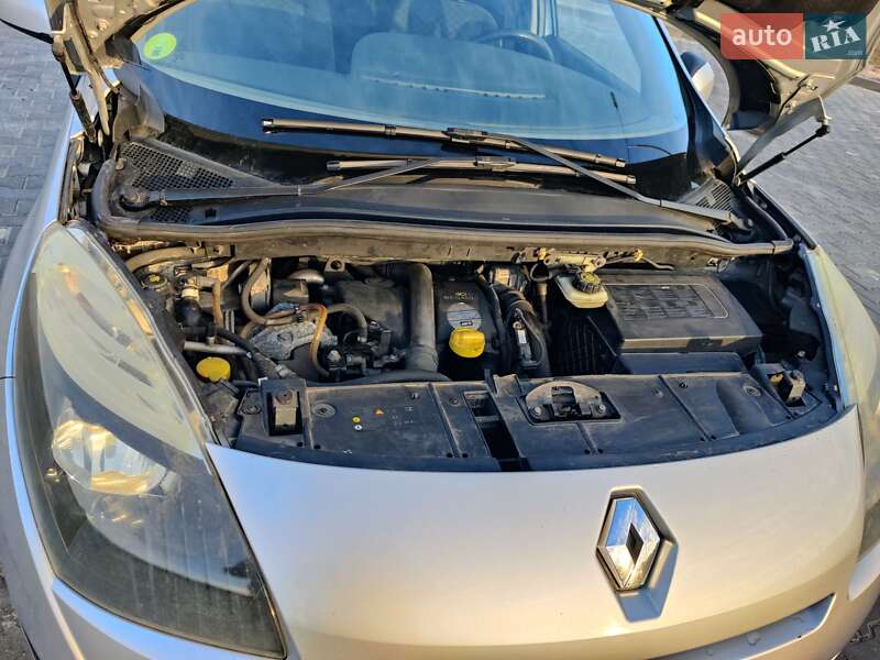 Минивэн Renault Grand Scenic 2009 в Луцке