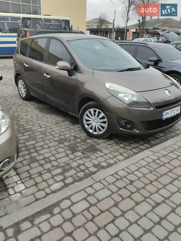 Renault Grand Scenic