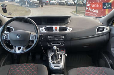 Минивэн Renault Grand Scenic 2010 в 