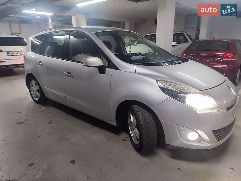 Мінівен Renault Grand Scenic 2009 в Бориславі