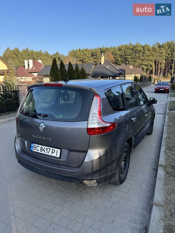 Минивэн Renault Grand Scenic 2009 в Новояворовске