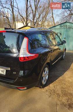 Минивэн Renault Grand Scenic 2014 в Киеве