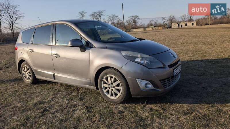 Мінівен Renault Grand Scenic 2010 в Дніпрі