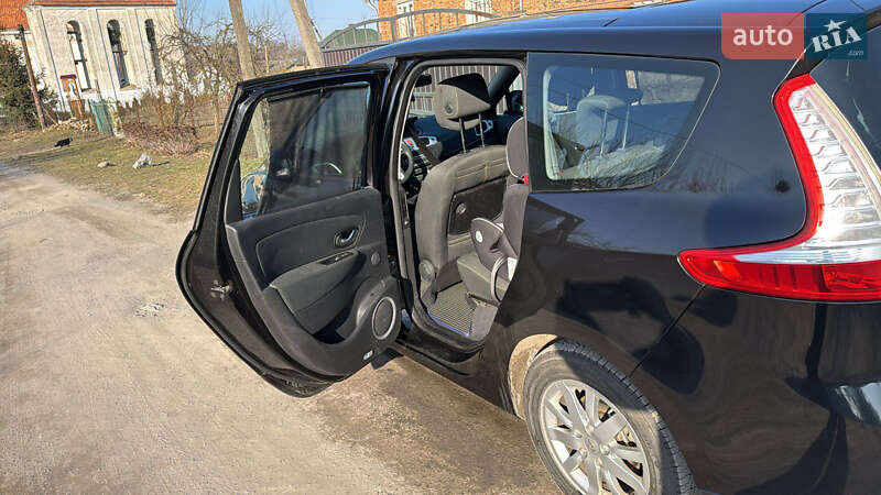 Минивэн Renault Grand Scenic 2009 в Ровно
