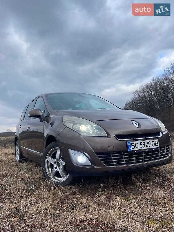 Renault Grand Scenic 2010