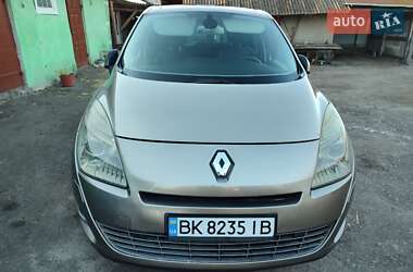 Минивэн Renault Grand Scenic 2009 в Дубно