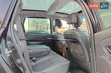 Минивэн Renault Grand Scenic 2011 в 