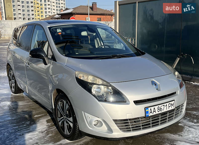 Мінівен Renault Grand Scenic 2012 в Києві