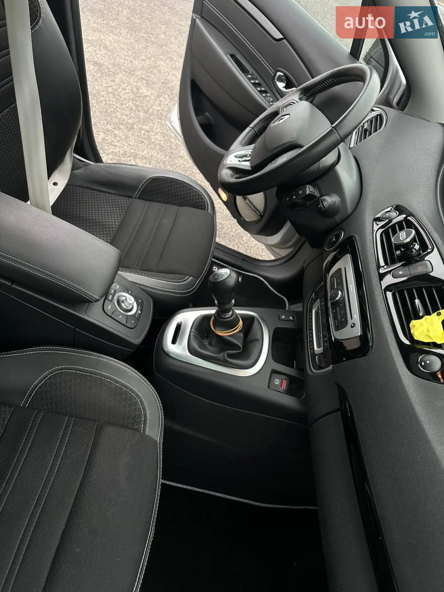 2016 Renault Scenic - мініатюра 9