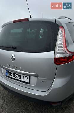 Мінівен Renault Grand Scenic 2016 в 