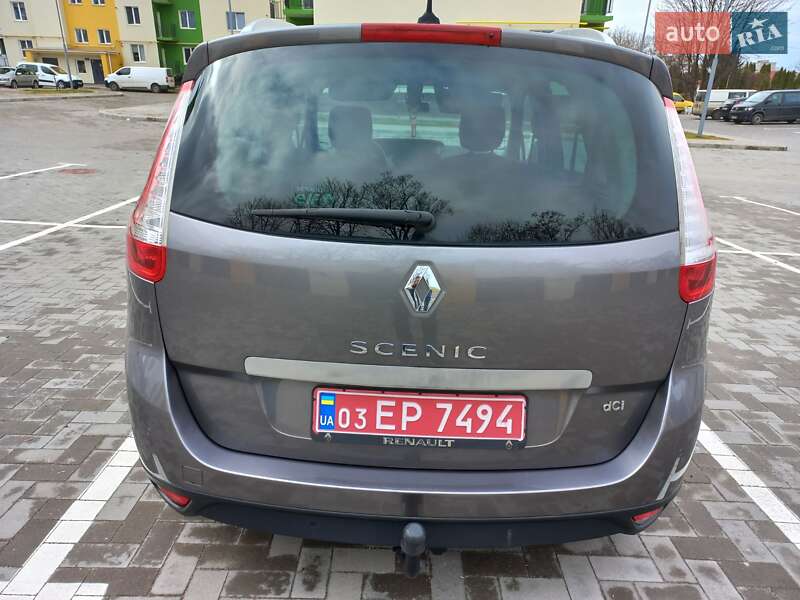 Мінівен Renault Grand Scenic 2015 в Луцьку