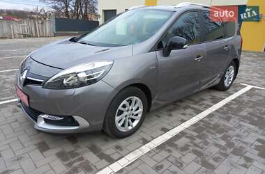 Минивэн Renault Grand Scenic 2015 в 
