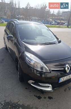 Минивэн Renault Grand Scenic 2015 в 