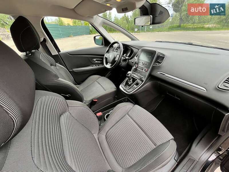 Минивэн Renault Grand Scenic 2017 в Киеве