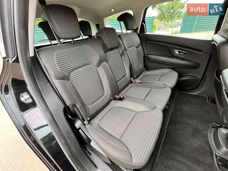 Минивэн Renault Grand Scenic 2017 в Киеве