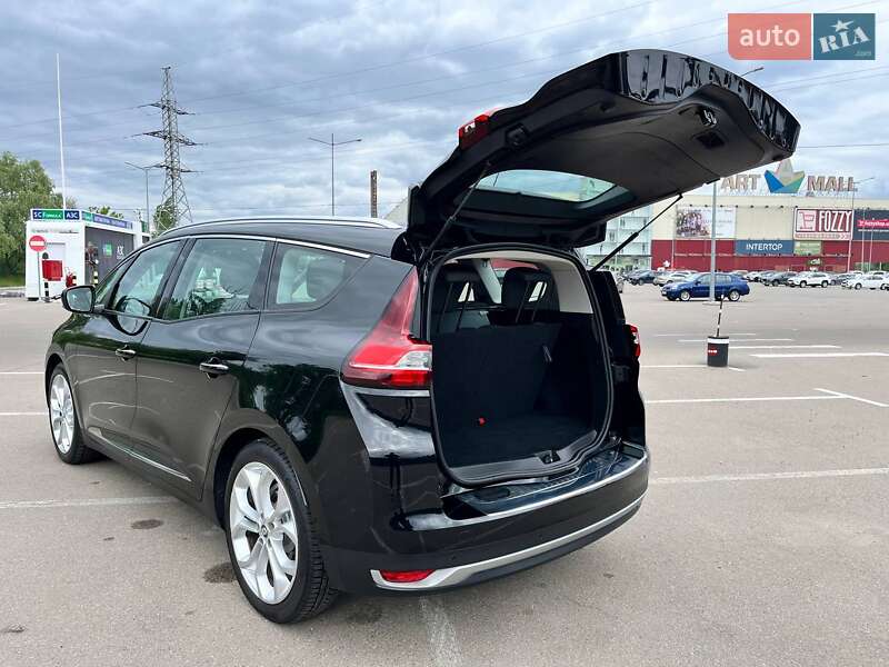 Минивэн Renault Grand Scenic 2017 в Киеве