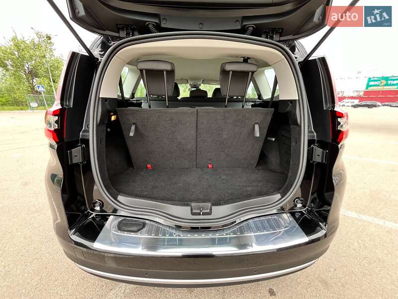 Минивэн Renault Grand Scenic 2017 в Киеве