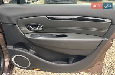 Минивэн Renault Grand Scenic 2011 в 