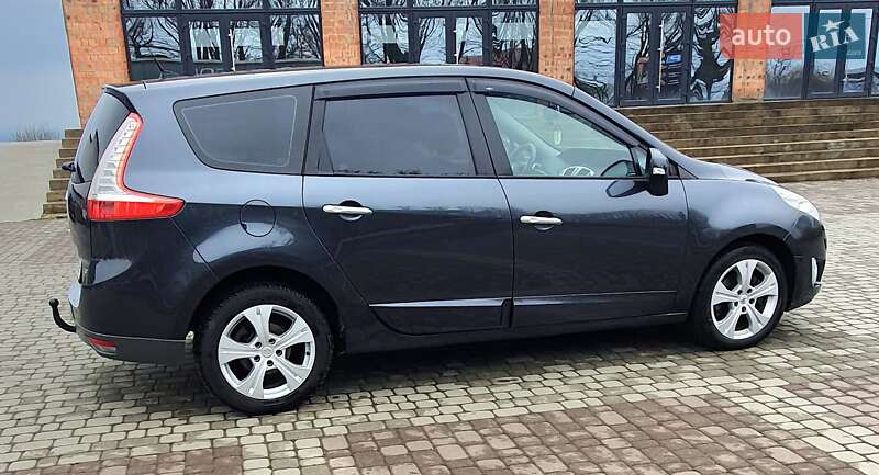 Минивэн Renault Grand Scenic 2010 в Снятине