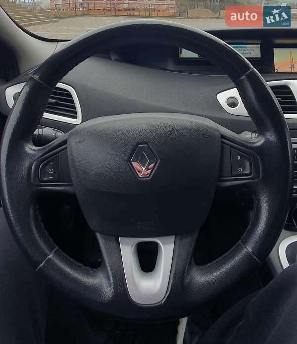 Минивэн Renault Grand Scenic 2010 в Снятине