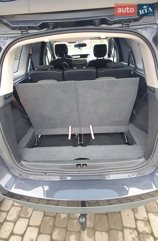 Минивэн Renault Grand Scenic 2010 в Снятине