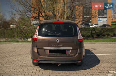 Мінівен Renault Grand Scenic 2010 в 