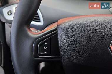 Минивэн Renault Grand Scenic 2010 в 