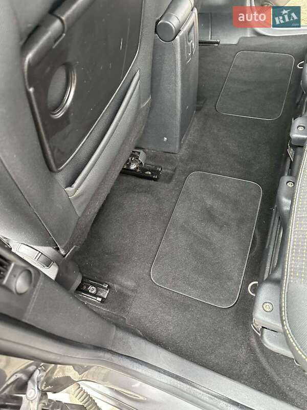 Мінівен Renault Grand Scenic 2011 в Калуші фото 19 Мінівен Renault Grand Scenic 2011 в Калуші