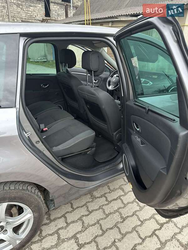 Мінівен Renault Grand Scenic 2011 в Калуші фото 31 Мінівен Renault Grand Scenic 2011 в Калуші