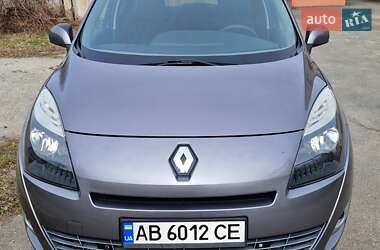 Минивэн Renault Grand Scenic 2011 в 