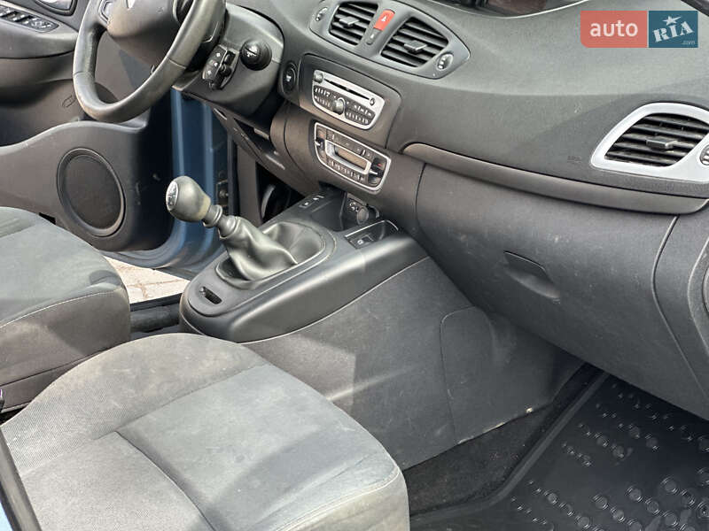 Минивэн Renault Grand Scenic 2010 в Коростене
