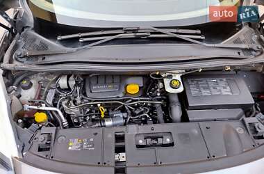 Минивэн Renault Grand Scenic 2011 в 