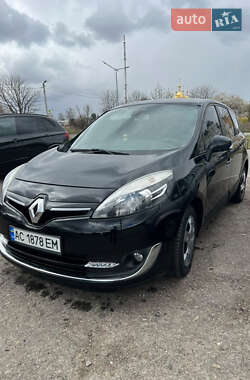 Минивэн Renault Grand Scenic 2012 в 