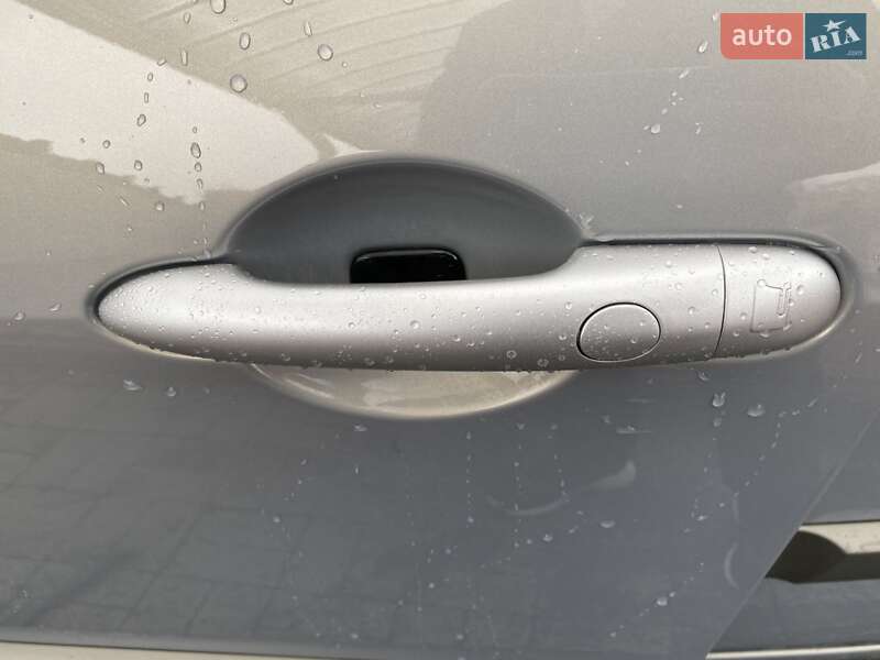 Минивэн Renault Grand Scenic 2005 в Ровно