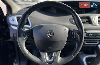 Минивэн Renault Grand Scenic 2014 в 