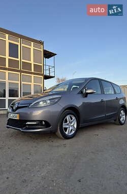Минивэн Renault Grand Scenic 2013 в 