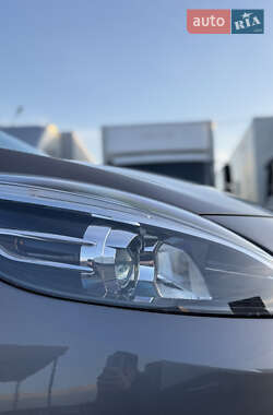 Минивэн Renault Grand Scenic 2013 в 