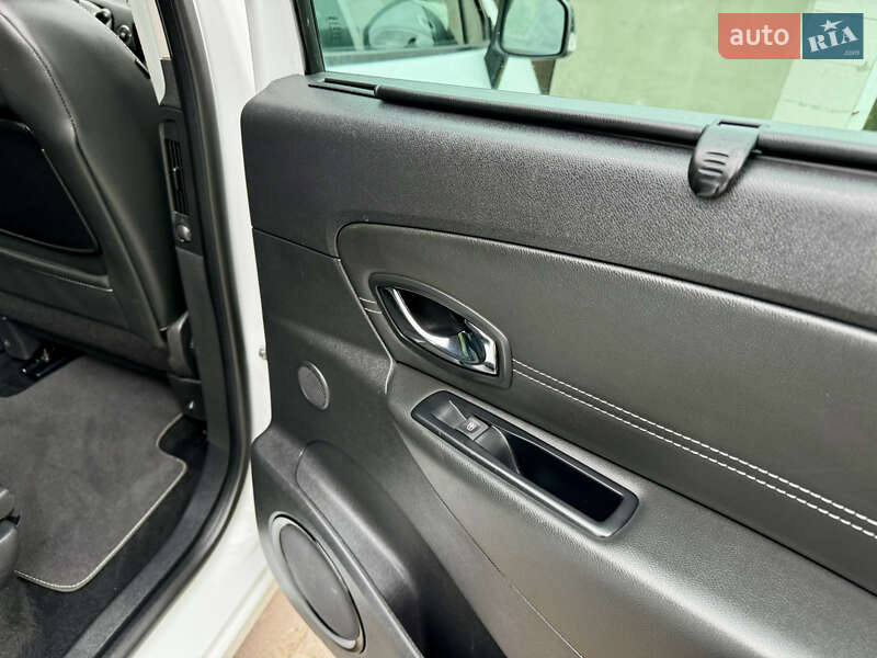 Мінівен Renault Grand Scenic 2013 в Луцьку