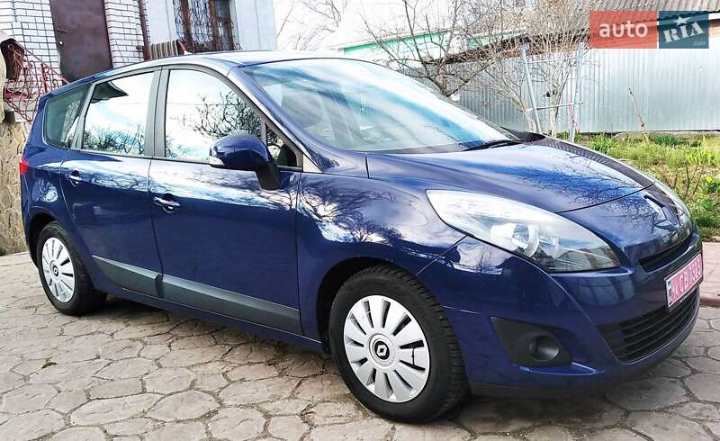 Renault Grand Scenic 2010