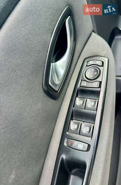 Минивэн Renault Grand Scenic 2011 в 