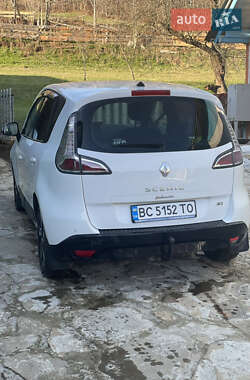 Минивэн Renault Grand Scenic 2012 в 
