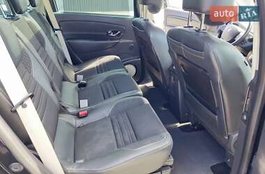 Минивэн Renault Grand Scenic 2015 в 