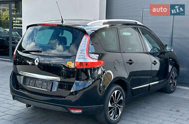 Минивэн Renault Grand Scenic 2015 в 
