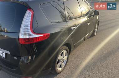 Мінівен Renault Grand Scenic 2009 в 