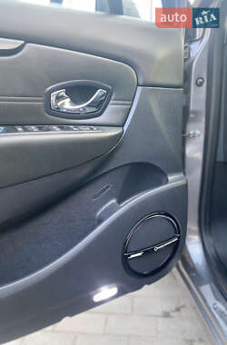Мінівен Renault Grand Scenic 2013 в 