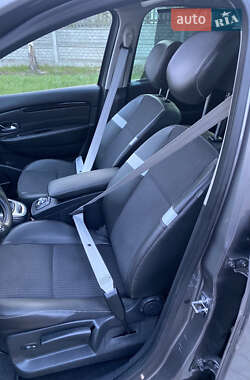 Мінівен Renault Grand Scenic 2013 в 