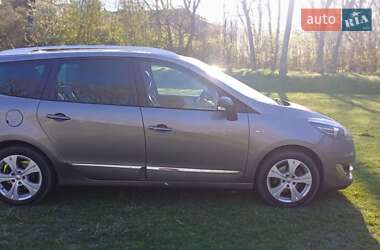 Мінівен Renault Grand Scenic 2012 в 
